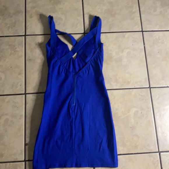 Dress - Picture 2 of 2